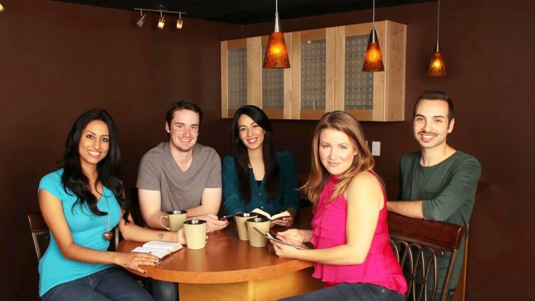 10 Bible Verses About Friendship to Inspire You